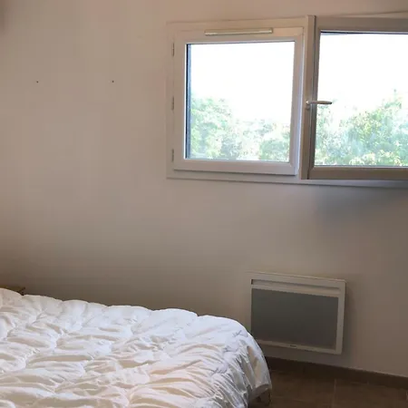 Holiday home Pleasant Modern House T4 Airco Pool Parking *
