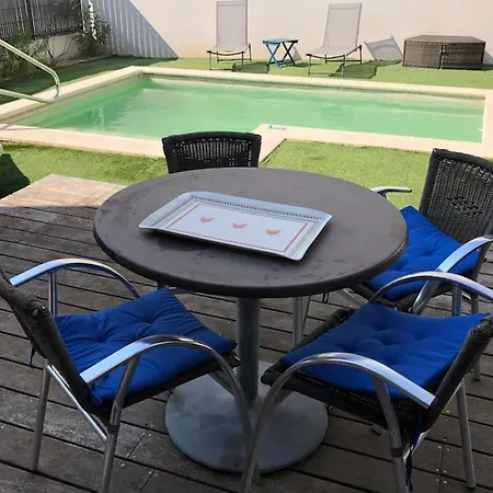 Сasa de vacaciones Et Lumineuse Maison T4 Air Conditionné Piscine Jacuzzi Parking