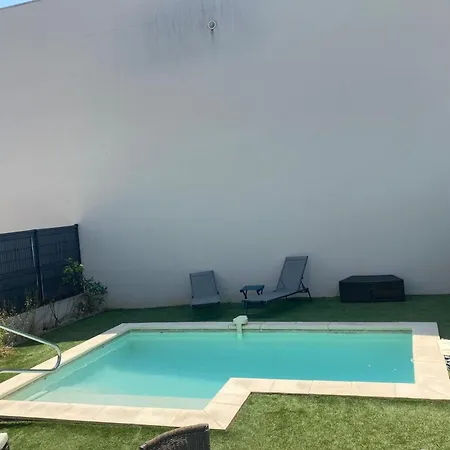 Et Lumineuse Maison T4 Air Conditionné Piscine Jacuzzi Parking *