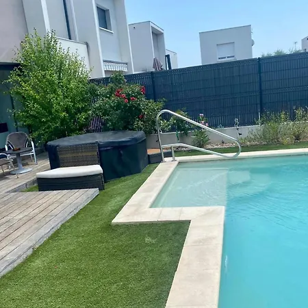 Et Lumineuse Maison T4 Air Conditionné Piscine Jacuzzi Parking * Juvignac