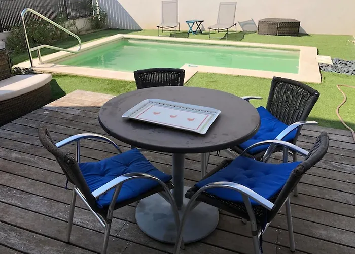 Сasa de vacaciones Et Lumineuse Maison T4 Air Conditionné Piscine Jacuzzi Parking