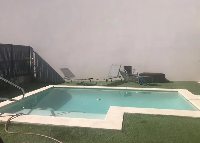 Сasa de vacaciones Et Lumineuse Maison T4 Air Conditionné Piscine Jacuzzi Parking
