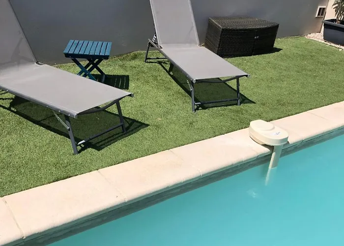 Сasa de vacaciones Et Lumineuse Maison T4 Air Conditionné Piscine Jacuzzi Parking